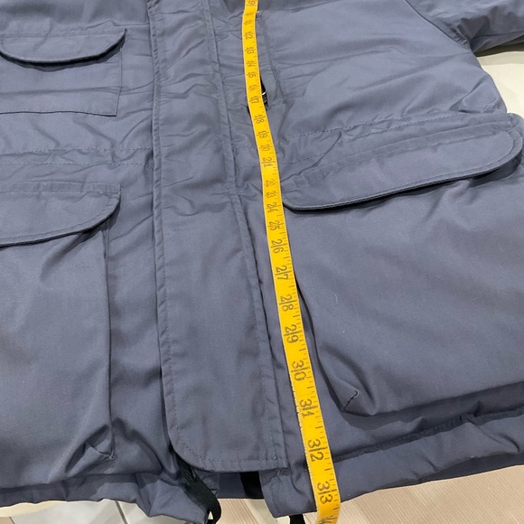 VGUC, Men’s size L, Eddie Bauer Down Jacket in Grey. - Picture 14 of 15